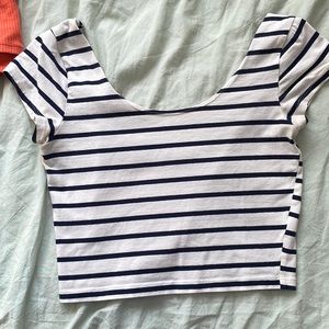 Scoop neck stripped crop top